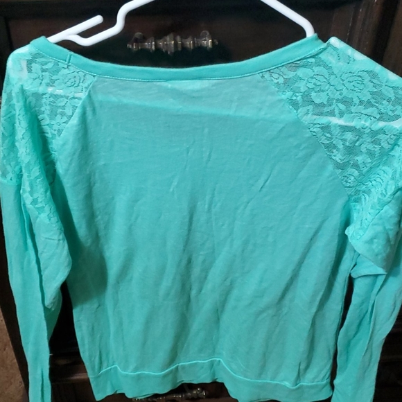 VS Mint Long Sleeve Shirt - Picture 3 of 6